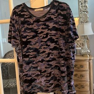 We The Free Size L Silky Tee